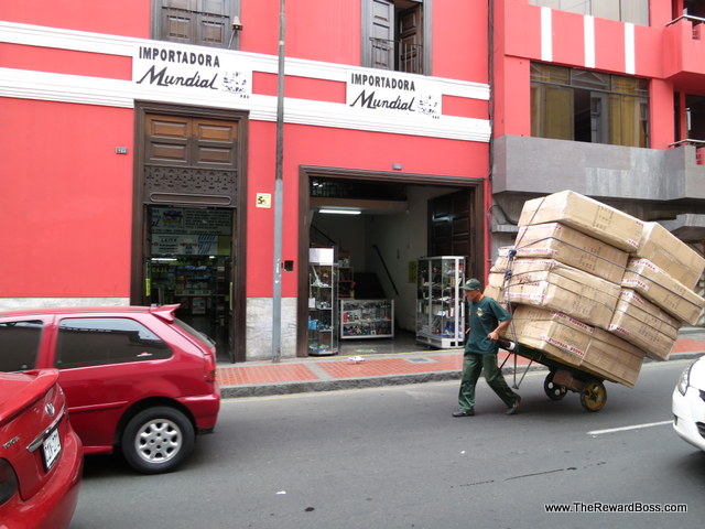 Lima - Cargo Van Man