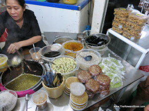Hanoi Vietnam Food on Foot Tour- Che Dessert