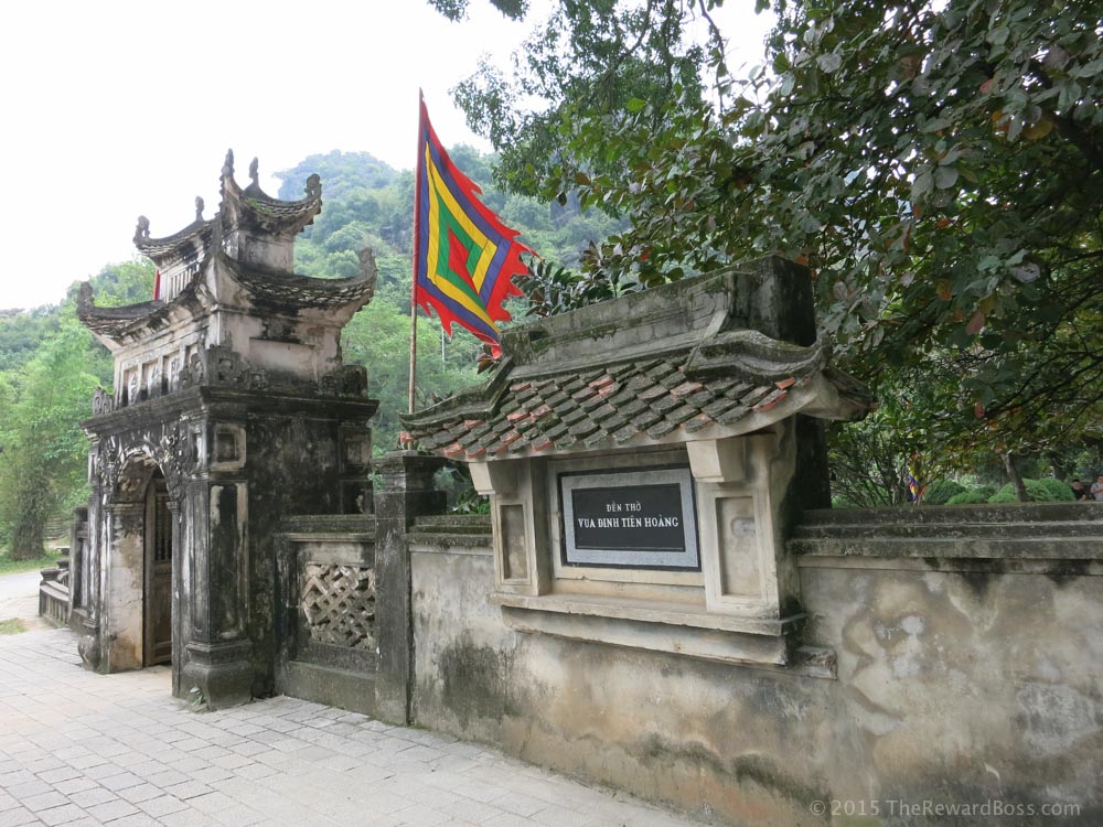 Hoa Lu Ancient Capital - Hoa Lu Tam Coc Vietnam Tour