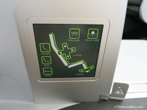 Aer Lingus Lounge JFK - DUB Seat Controls