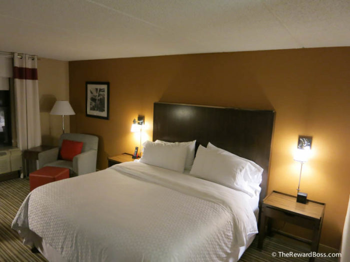 Room - Four Points by Sheraton Newburgh Stewart Airport - Starwood SPG Hotel