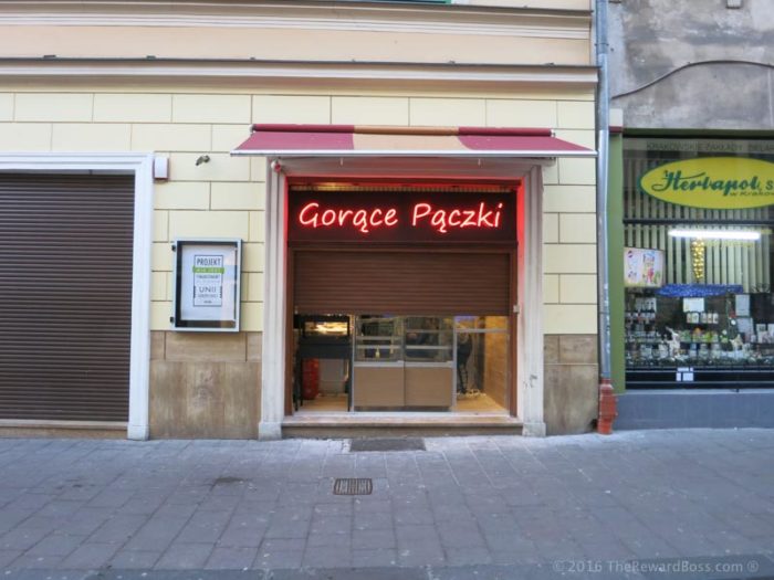 Gorące Pączki - Hot Donuts Krakow Foods You Must Eat in Poland